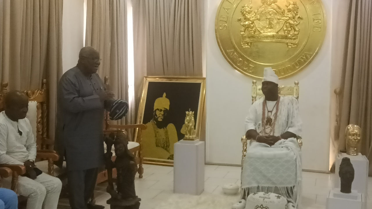 Apostle Odeneye at the palace with the Ooni of Ife
